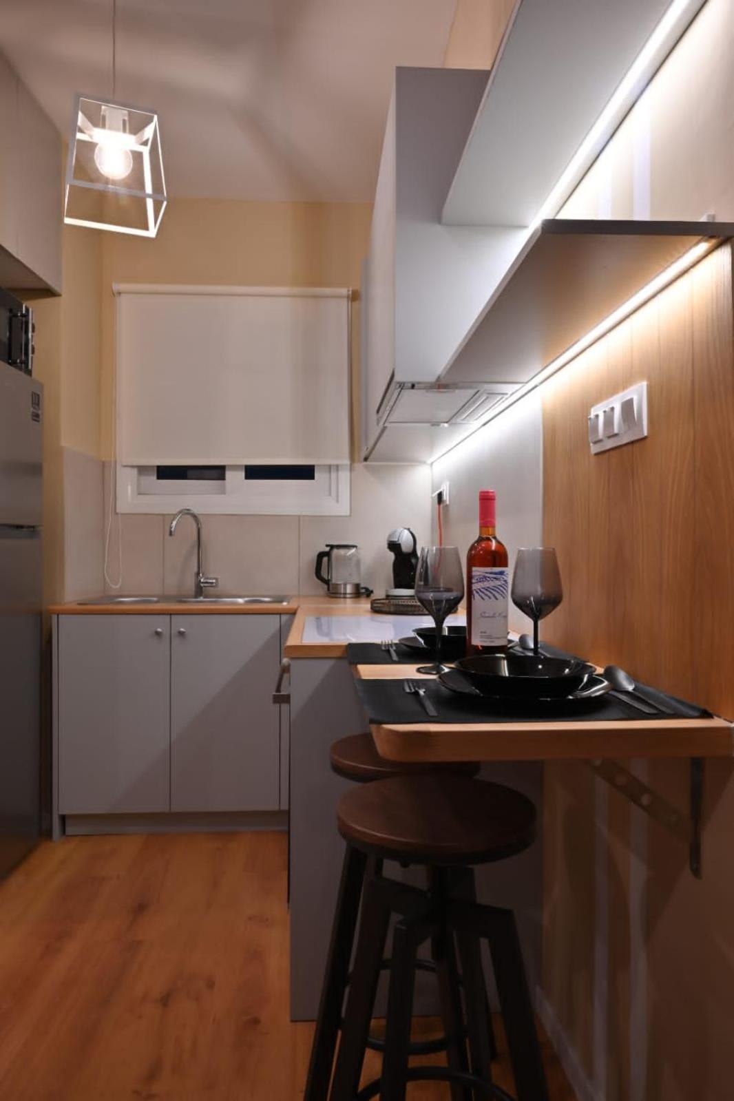 Modern Two Bedroom Apartment At Koukaki 아테네 외부 사진